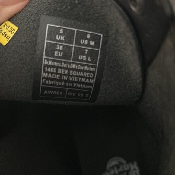 NWOB Dr Martens square toe boots - Picture 6 of 6